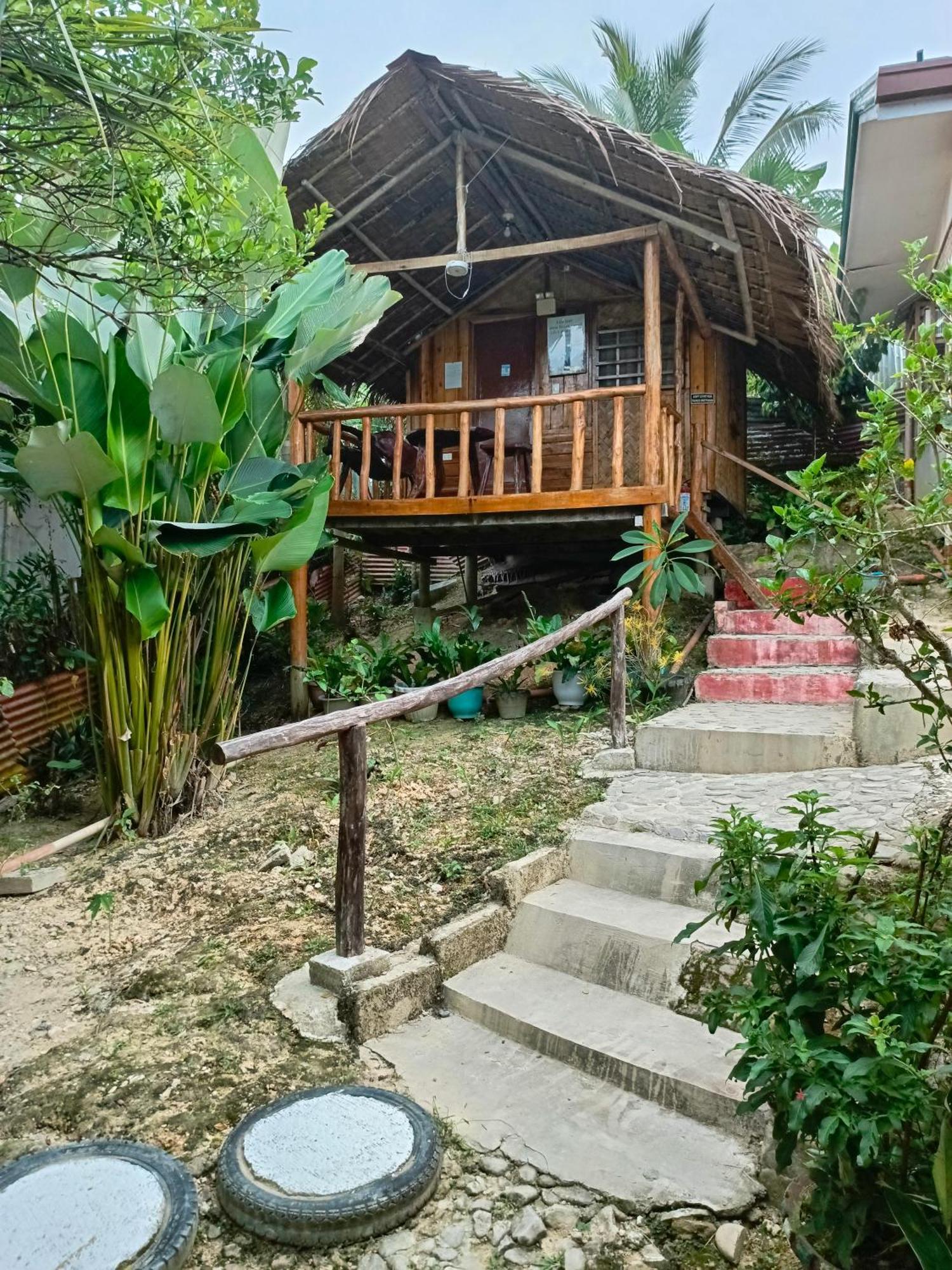 Mil'S Hillside Tourist Inn 산 비센테 외부 사진